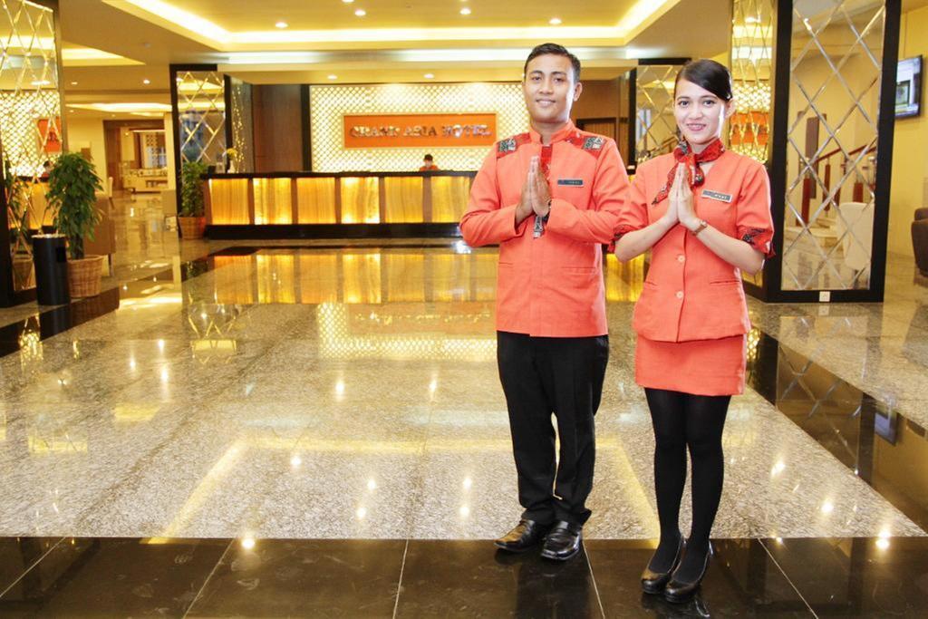 Grand Asia Hotel Макасар Экстерьер фото